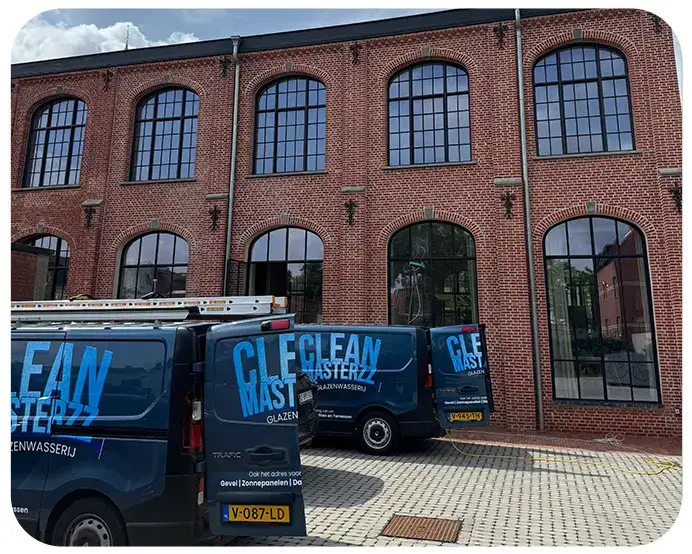 Glasbewassing door CleanMasterzz
